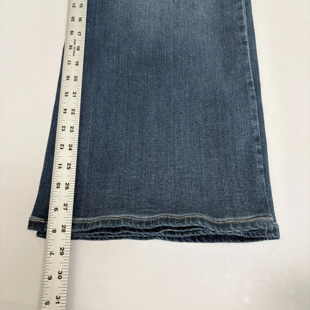 Belle by Kim Gravel TripleLuxe Denim‎ Jeans Plus Petite 28 28WP Bootcut A612815